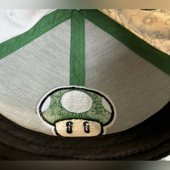 Super Mario 2011 Nintendo green get a life mushroom hat L/XL - Picture 7 of 8